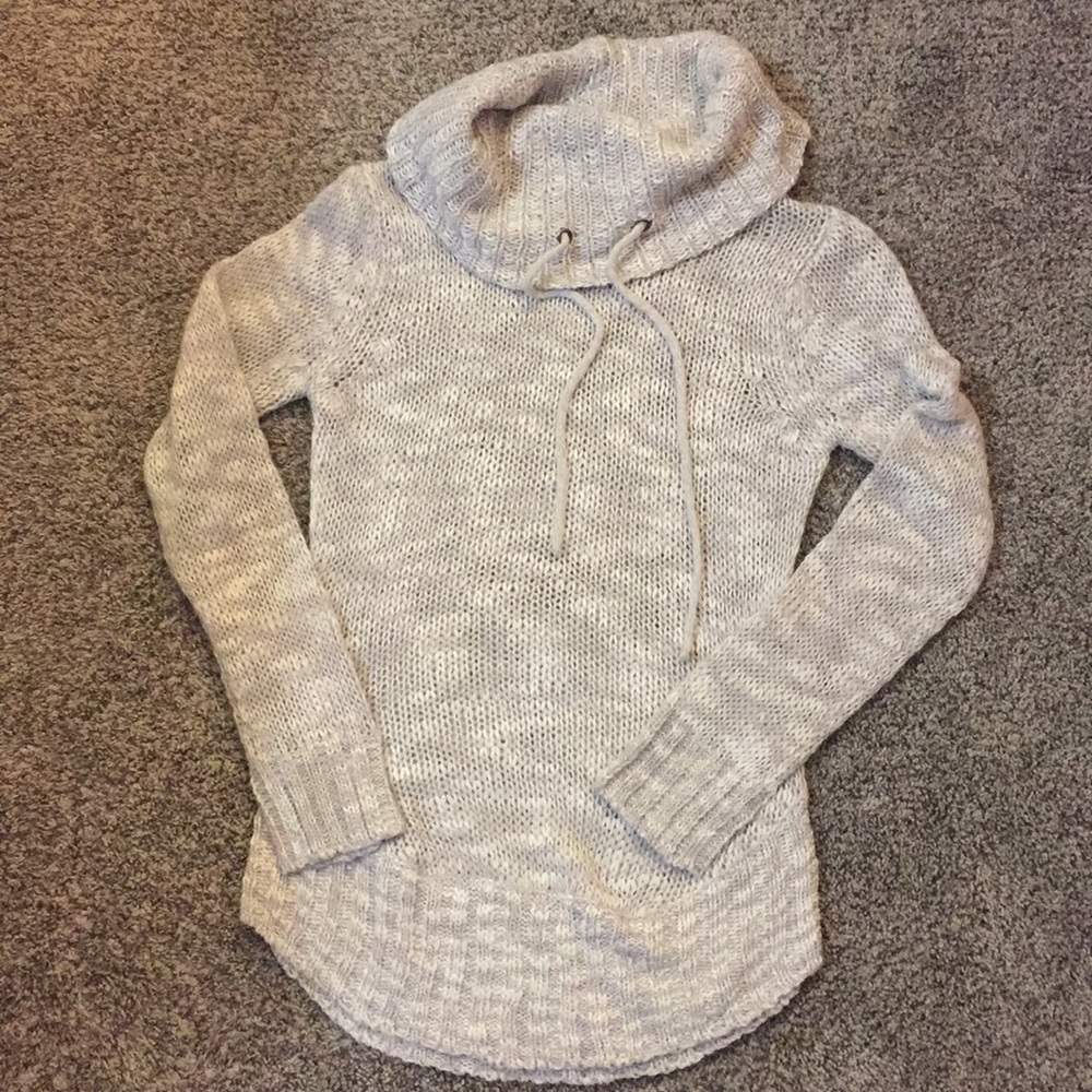 Women’s grey knit sweater